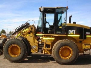 Caterpillar mining equipment - tool carrier